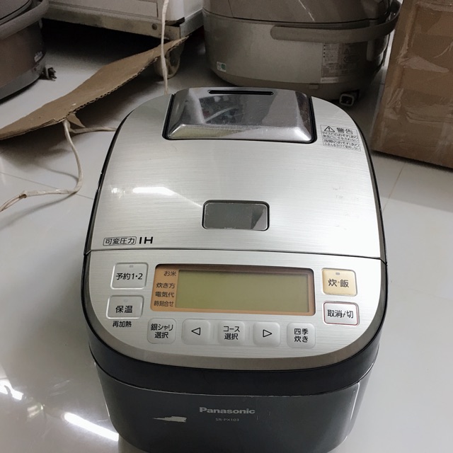 Nồi cơm panasonic 1L của nhật