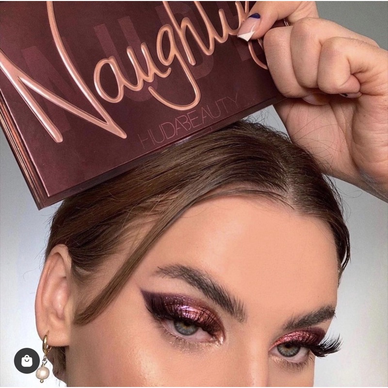 Phấn mắt Huda beauty Naughty