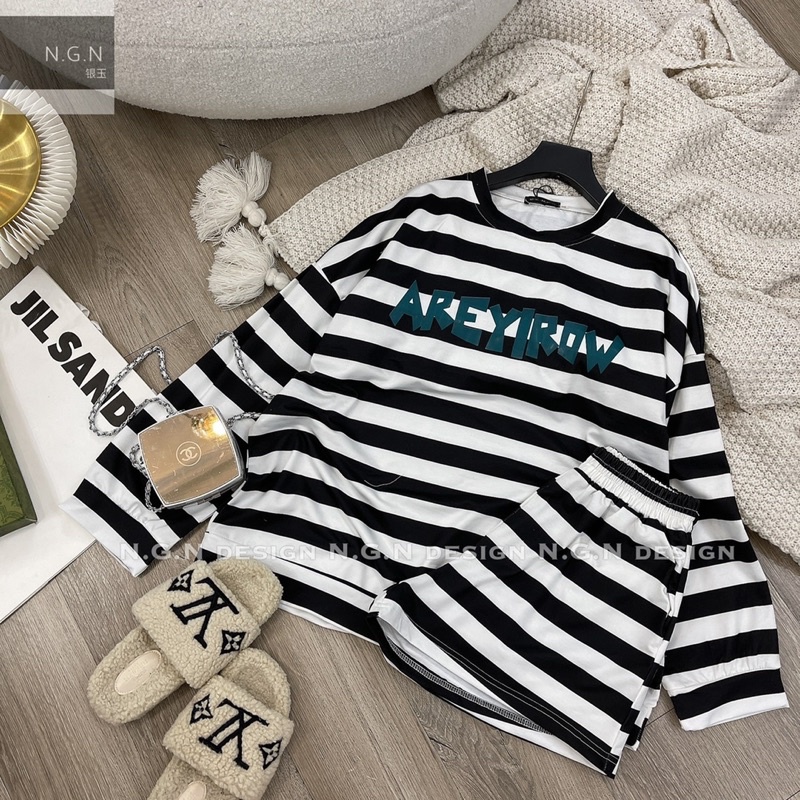 Sét kẻ đen trắng da cá