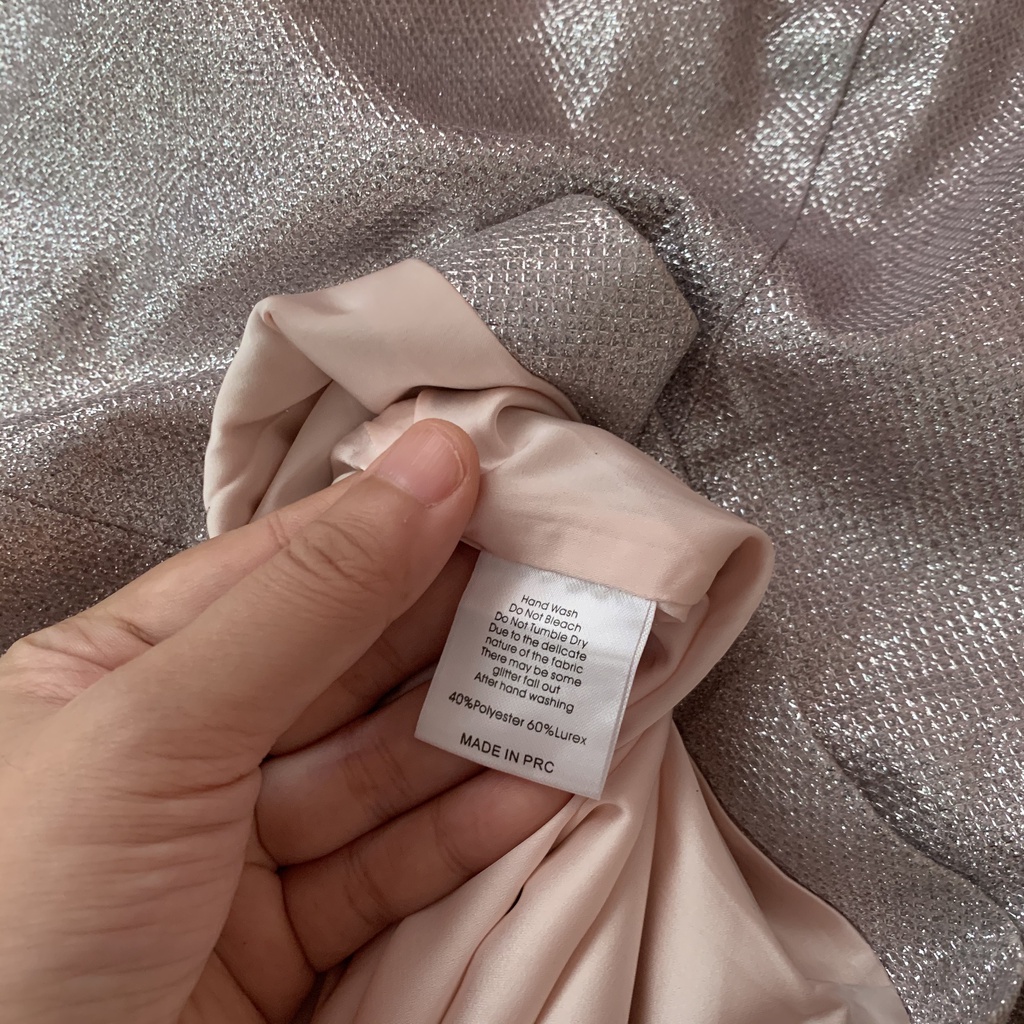 Đầm cúp ngực body hồng ánh kim MESHKI