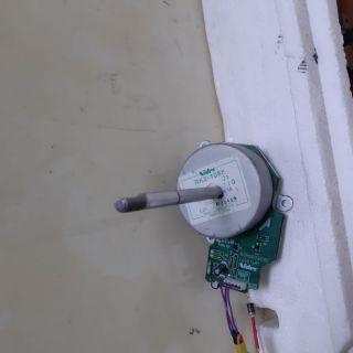 Motor brushless 14-24v chạy max