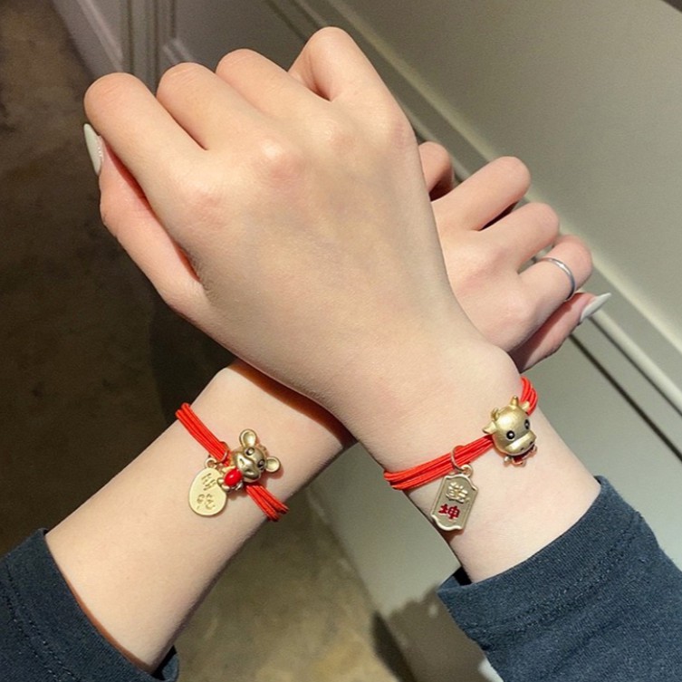 [Mã FAMAYFA giảm 10K đơn 50K] Vòng tay charm đẹp, cột tóc may mắn năm mới hình mèo thần tài và trâu vàng cao cấp | BigBuy360 - bigbuy360.vn