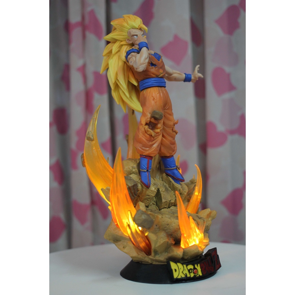 💥💥Mô hình Goku super saiyan 3 cao 31cm có led - Mô hình Dragon ball