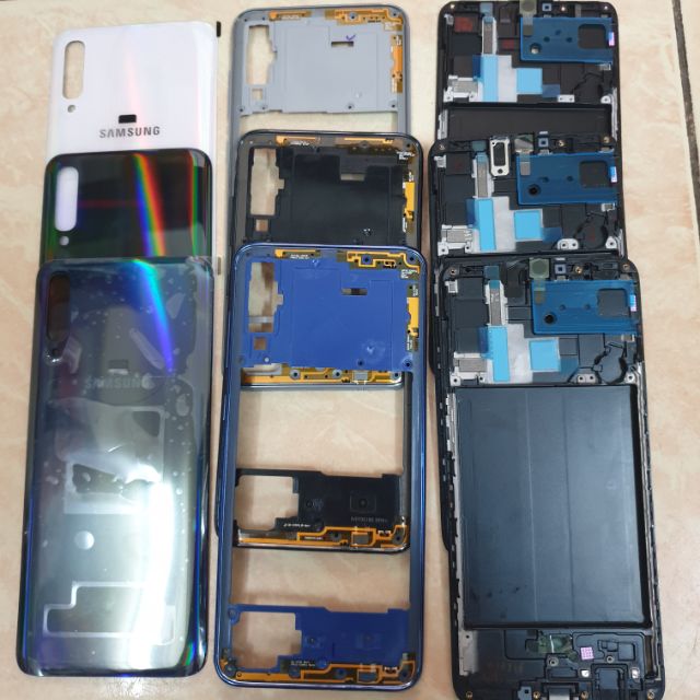 Nắp Lưng Đen Samsung A70/ A705 Chính Hãng