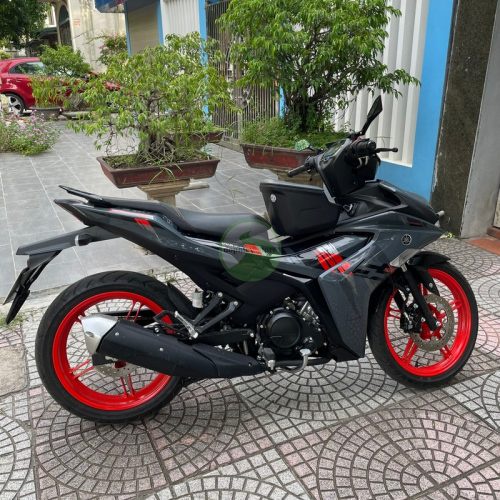 THÙNG GIVI G12N GẮN CHO XE EXCITER 155 - CHÍNH HÃNG ( kèm theo pat )