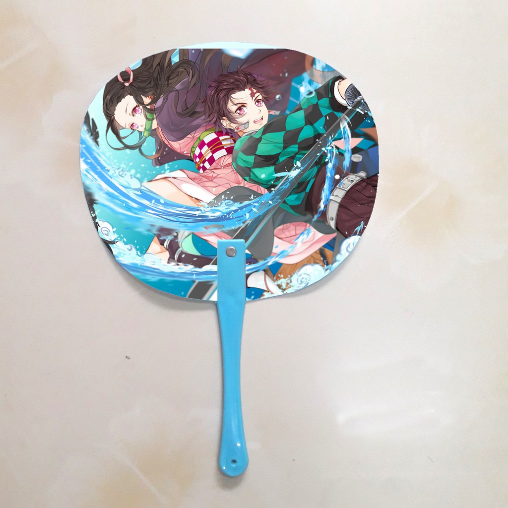 Quạt-cầm-tay-in-hình-theo-yêu-cầu