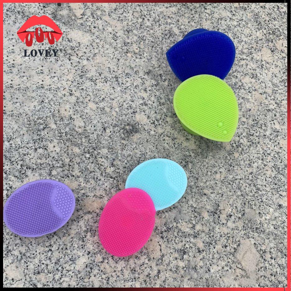 Bàn Chải Silicone Rửa Mặt Tẩy Tế Bào Chết Tiện Dụng