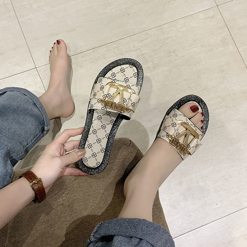 Dép Thời Trang Hè 2021 Xinh Xắn Tiện Lợi Cho Nữ