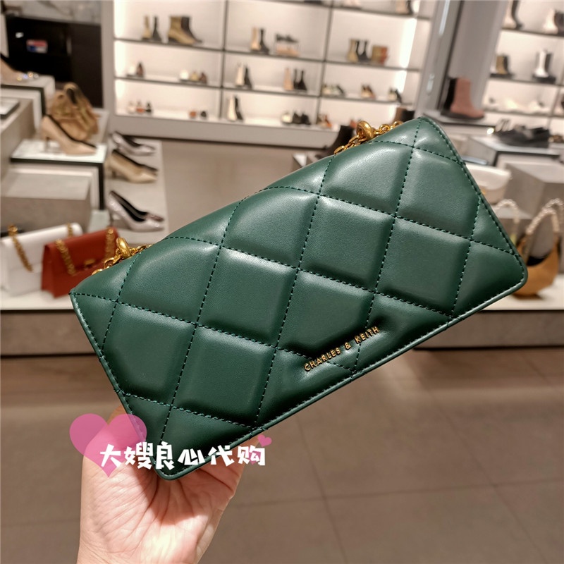 Túi Đeo Chéo Charles and Keith Dáng Dài Mini Phối Dây Xích Thời Trang 2022 Cho Nữ