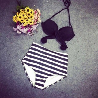 Bikini áo ngực chéo quần sọc cạp cao
