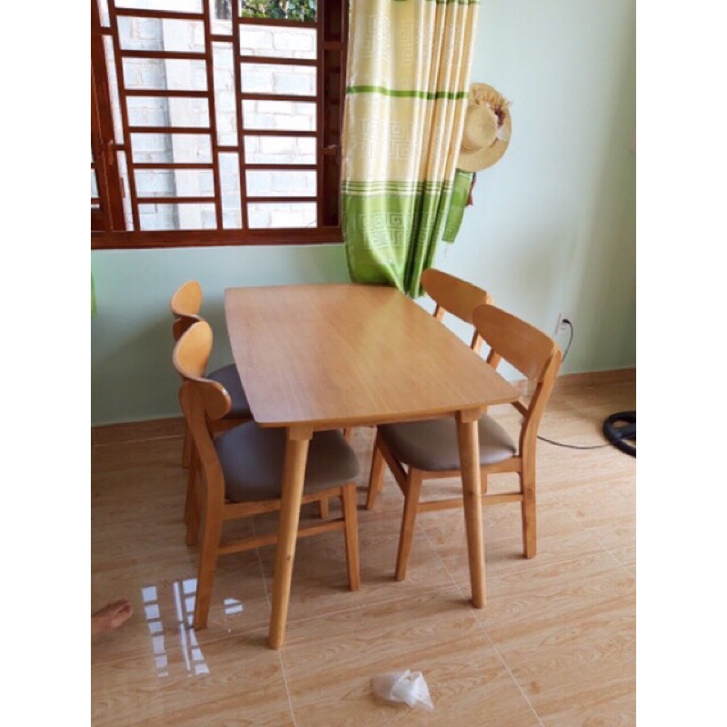 Bộ bàn ghế ăn giá rẻ - Gỗ tự nhiên