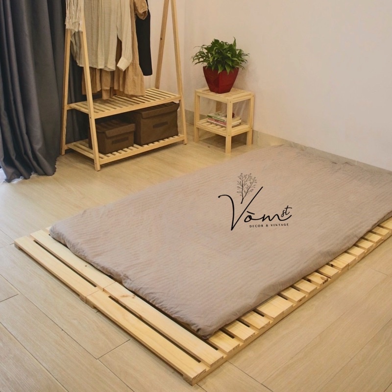 Giường gỗ pallet gỗ thông gấp gọn - lắp ráp, vận chuyển dễ dàng - kích thướt 1.8m x 2m
