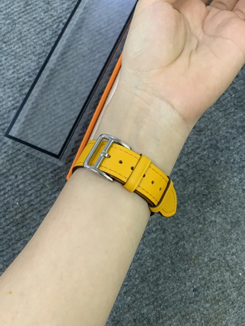 Dây DA màu vàng cực hot dành cho Apple watch