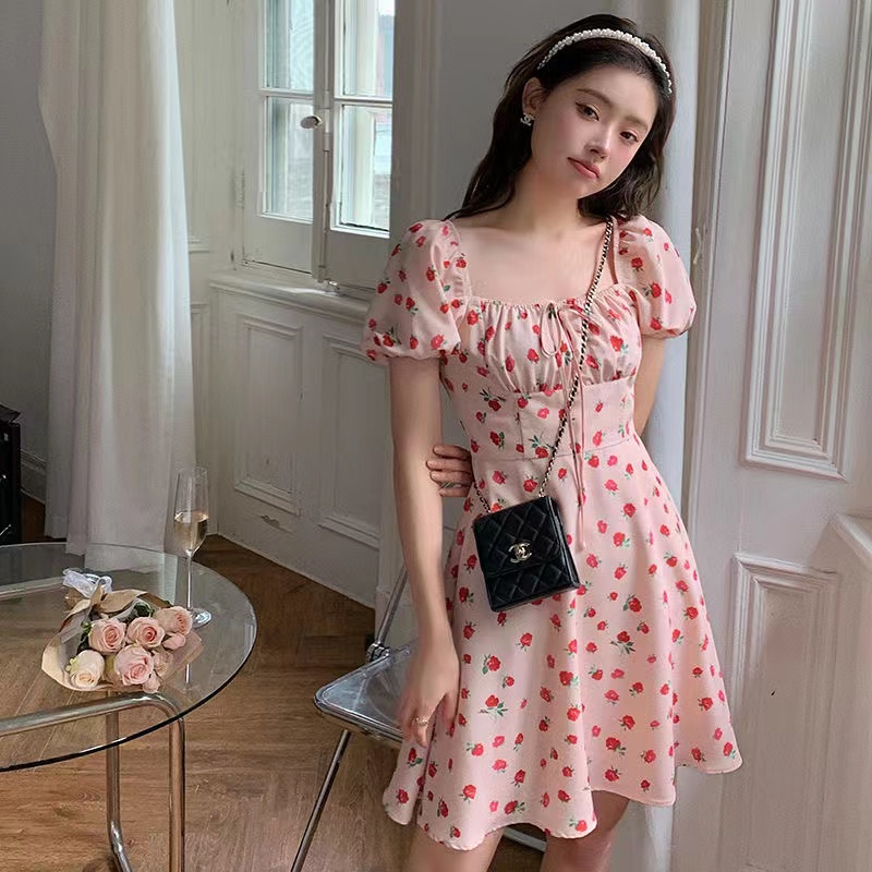 Đầm Tay Phồng Cổ Vuông Họa Tiết Hoa Xẻ Tà Phong Cách Hàn Quốc Thời Trang Mùa Hè Cho Nữ