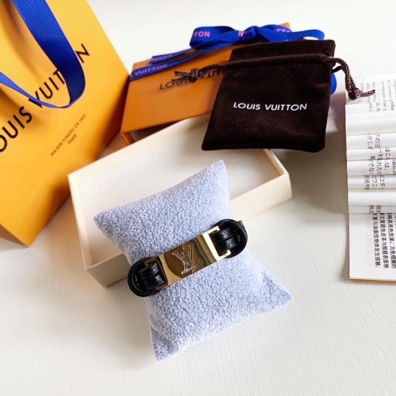 Vòng tay Unisex Louis Vuitton LV chất liệu da thật phối kim loại cao cấp hàng vip 1-1