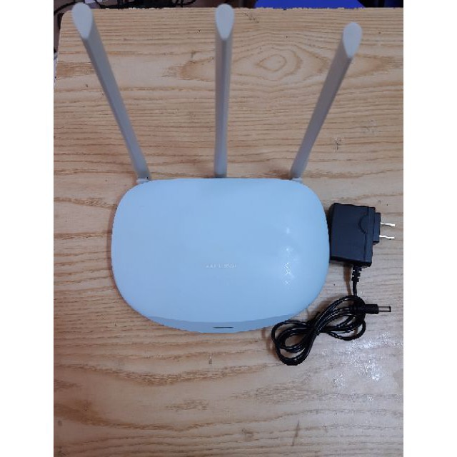 L cục phát wifi tplink 3 râu xuyên tường tốc độ cao 450mbp hàng hiệu 33 25