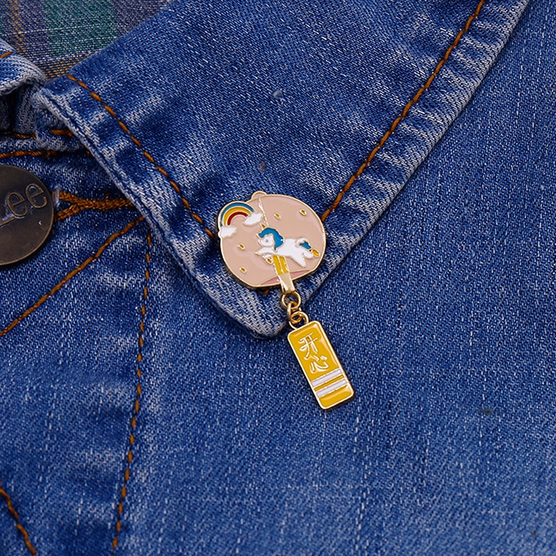 Huy hiệu cài áo kim loại thiết kế hoạt hình Nhật Bản 2021 đáng yêu