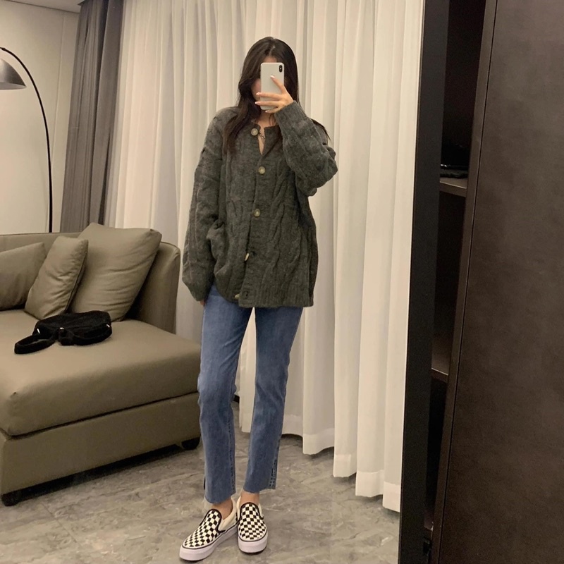 Áo khoác len màu xám tro xinh xắn