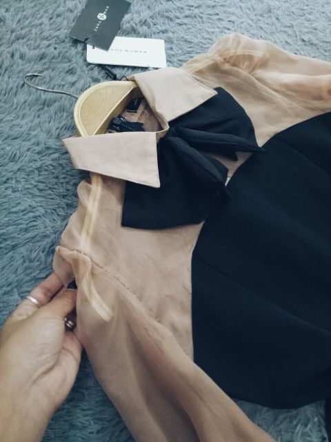 Váy tiểu thư nơ cổ