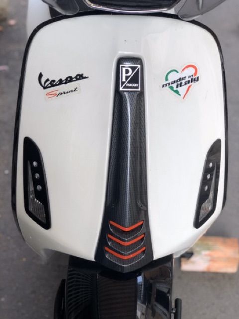 Logo nhôm dán cavat Vespa