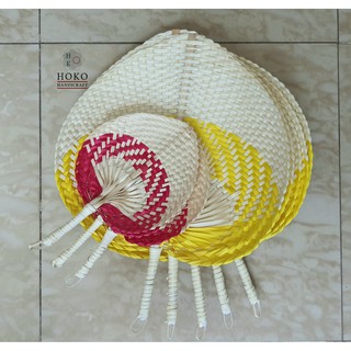 Quạt tre đan cầm tay lá đề vàng - HOKO