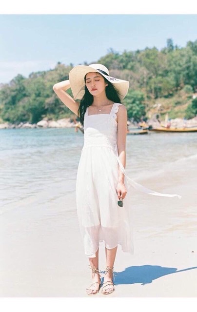 Gọi nắng trên đôi vai gầy