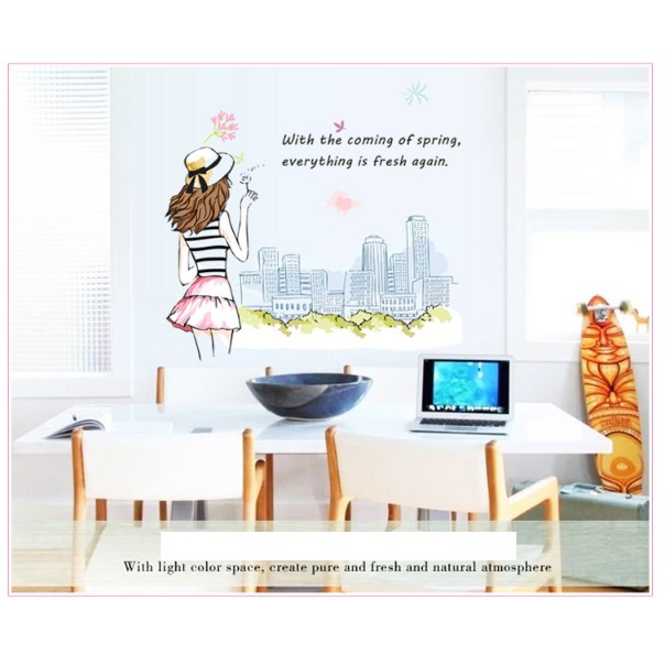Decal trang trí tường - Cô Gái Hồn Nhiên cạnh Thành Phố Lớn