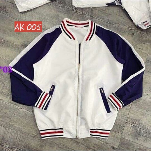 Áo khoác dù cổ sọc