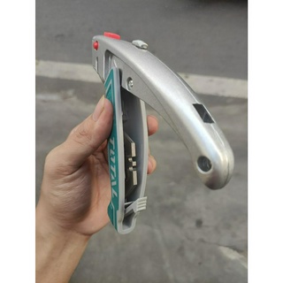 Dụng Cụ Rọc Giấy Đa Năng Lưỡi Ngắn TOTAL THT5126128 Tặng Kèm 5 Lưỡi