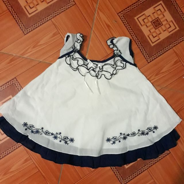 Váy xinh cho bé