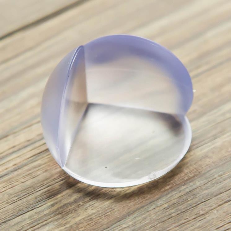 Set 4 miếng dán bảo vệ an toàn cho bé - bịt góc bàn silicon - che góc bàn