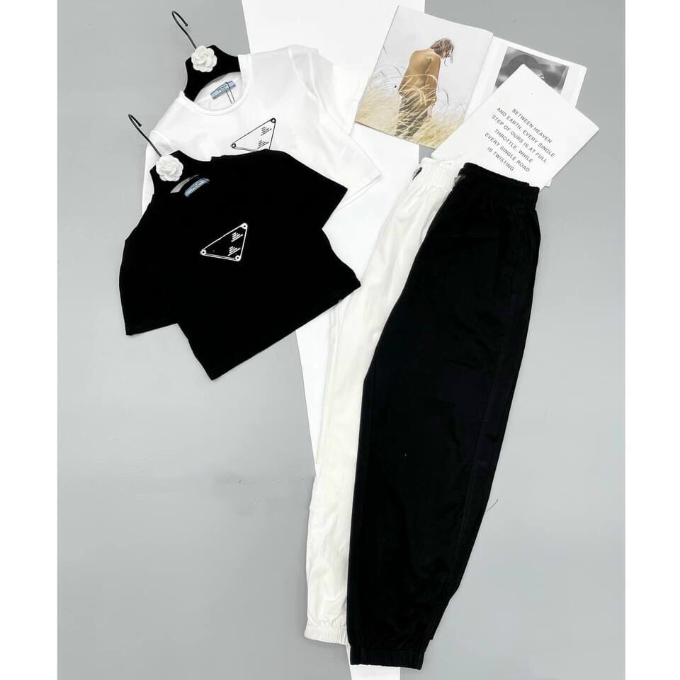 Áo Croptop In Hình Tam Giác_Xưởng May Quang Anh