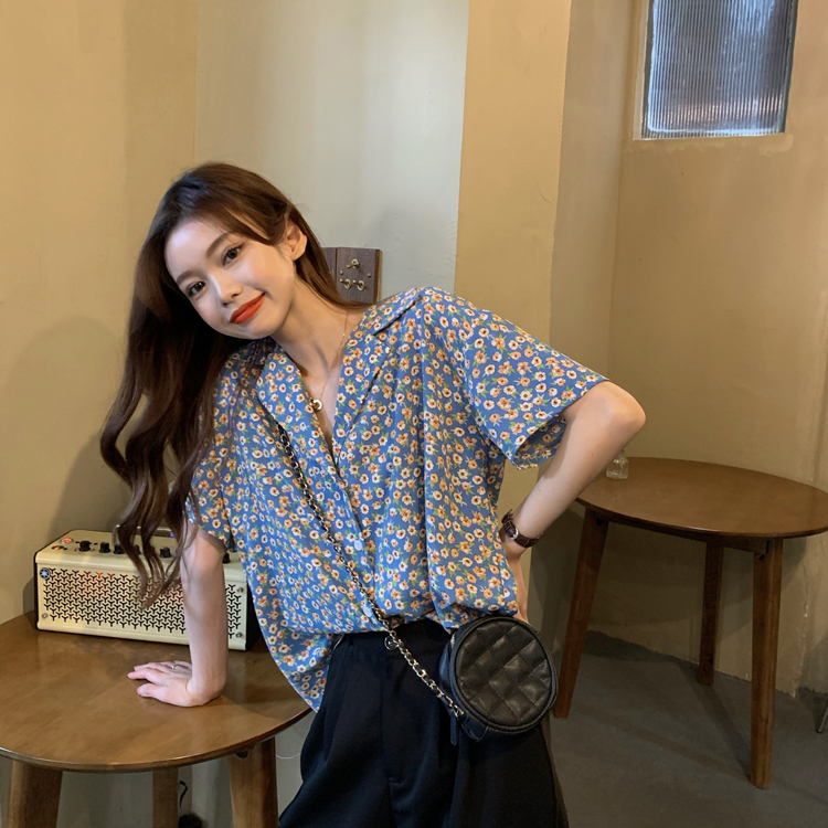 Áo Sơ Mi Nữ Tay Ngắn Họa Tiết Hoa Phong Cách Retro Hàn Quốc
