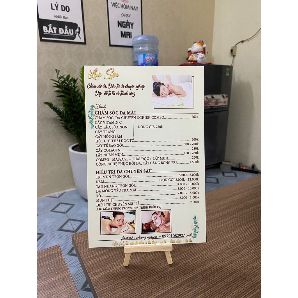 Đế gỗ kê bảng giá dịch vụ (menu)