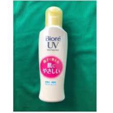 Kem chống nắng dạng sữa Biore UV Mild Care Milk SPF30PA++ 120ml🍀CHÍNH HÃNG 🍀Dịu nhẹ cho mọi loại da, kể cả da của trẻ