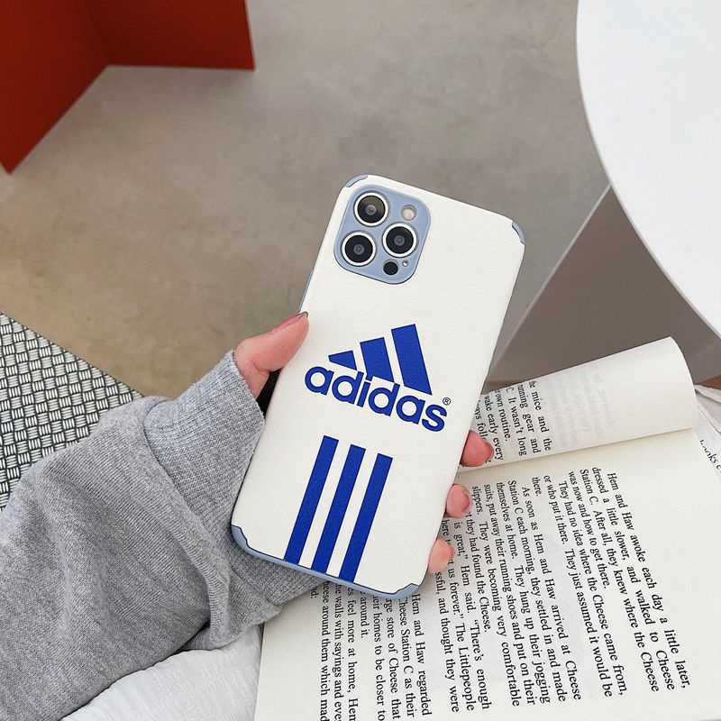 Ốp điện thoại in logo Adidas thời trang thích hợp cho IPHONE 6 6S 7 8 + PLUS X XR XS MAX 11 PRO MAX SE 12 13 PRO MAX
