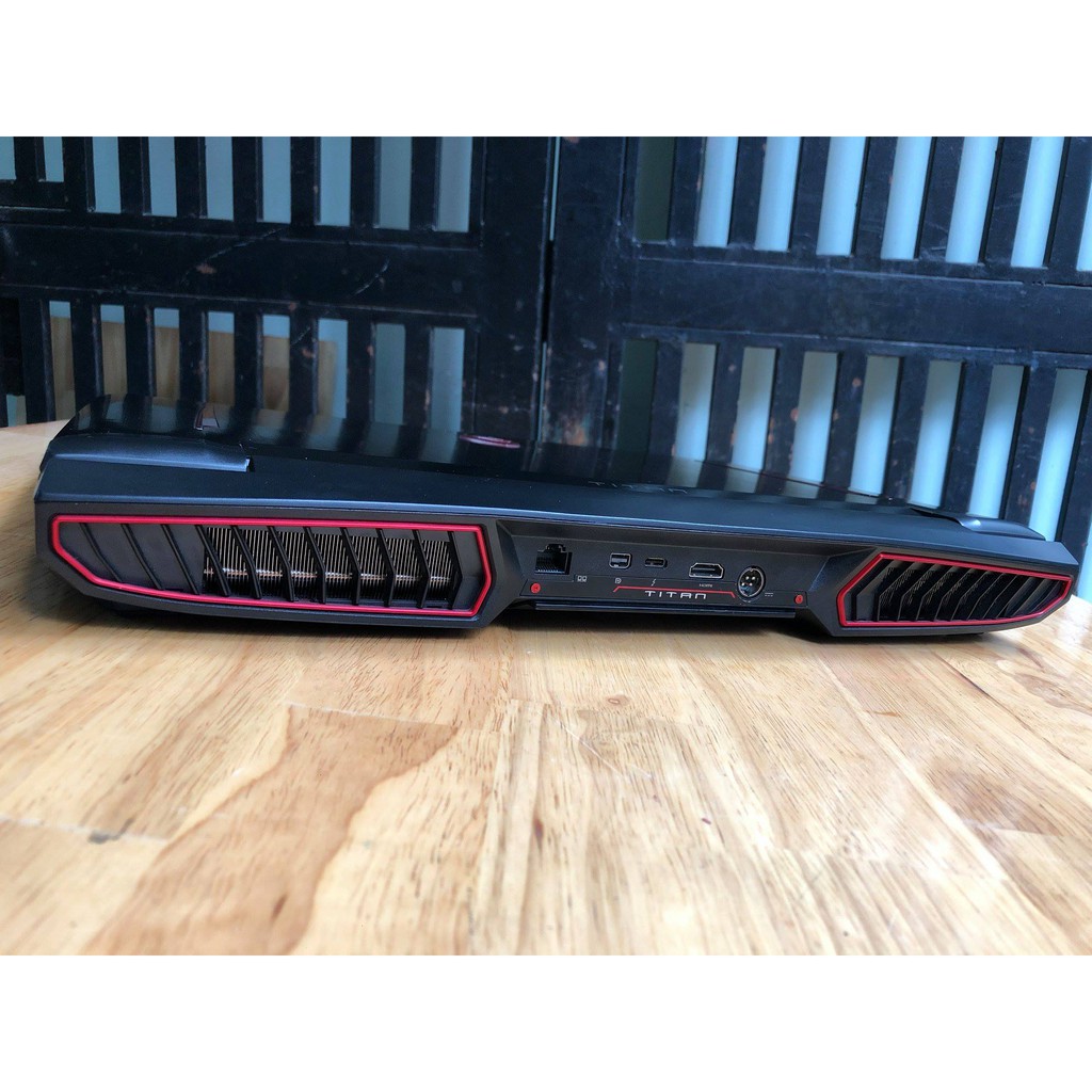 MSI GT73EVR 7RF Titan pro, i7 7700HQ, 32G, 512G, GTX 1080, 17.3in | BigBuy360 - bigbuy360.vn