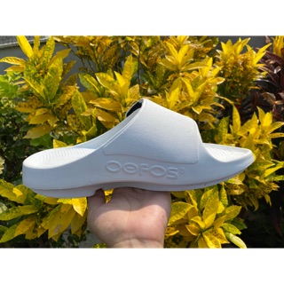 Oofos xuất Châu Âu,Mỹ