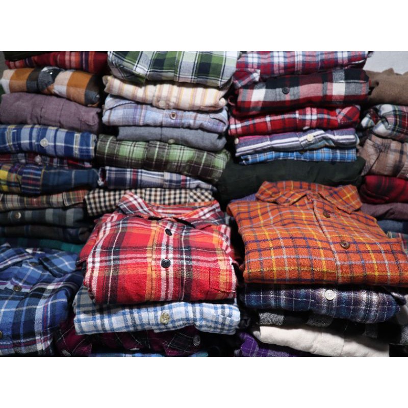 2 áo 2hand(inbox shop chọn mẫu)