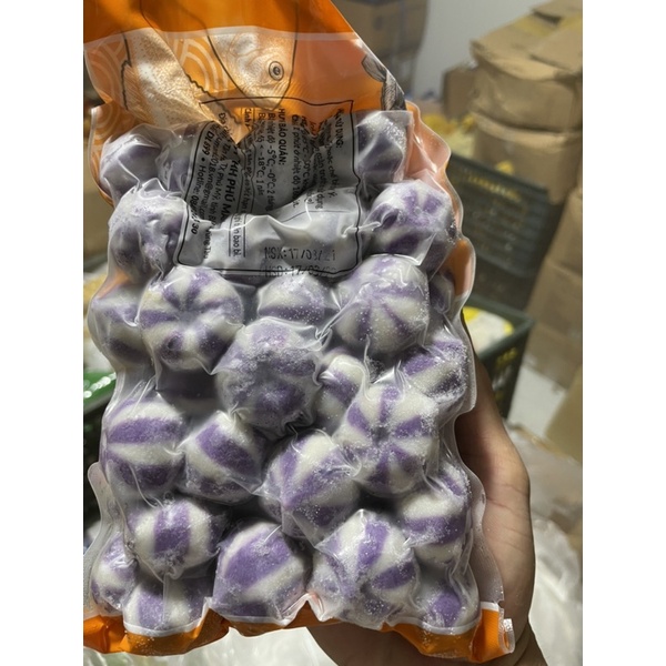 Bánh bao nhân trứng cá hồi túi 450g gồm 30 viên