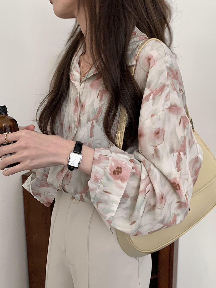 Áo sơ mi form rộng in họa tiết hoa phong cách Hàn Quốc dành cho nữ