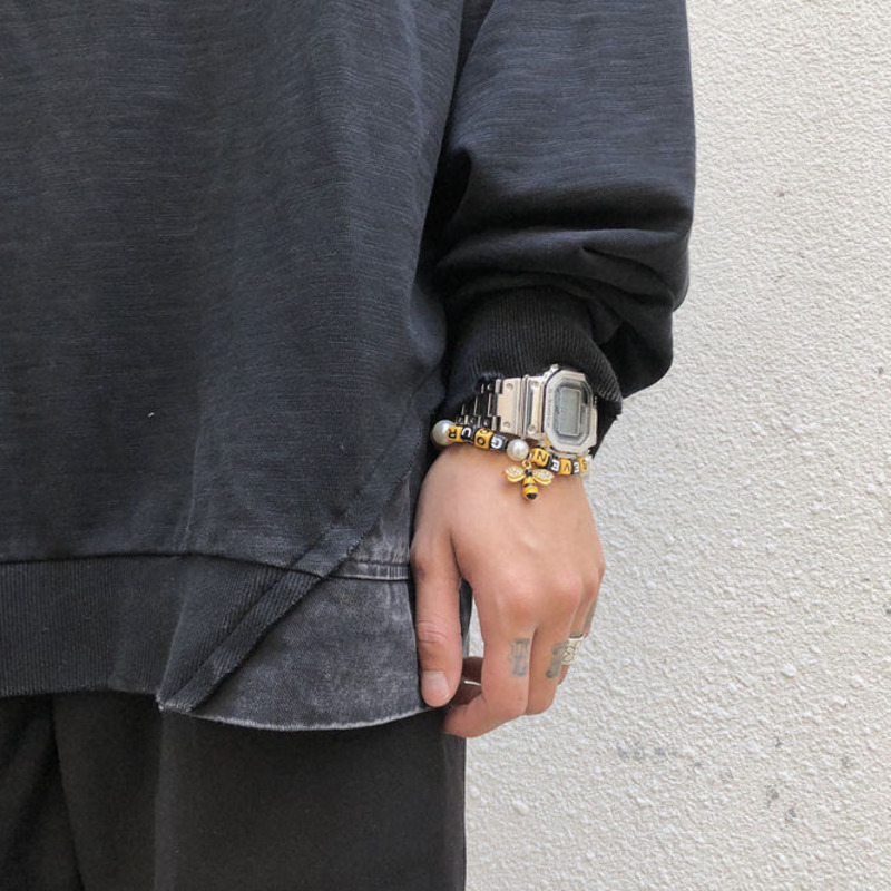 Vòng Tay Ngọc Trai Mặt Hình Con Ong Dễ Thương