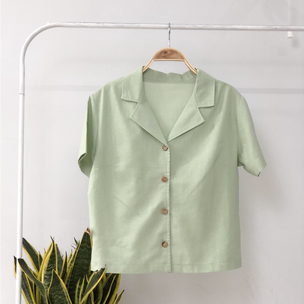 -Áo sơ mi form lửng cổ danton nút gỗ Vintage ulzzang K-style