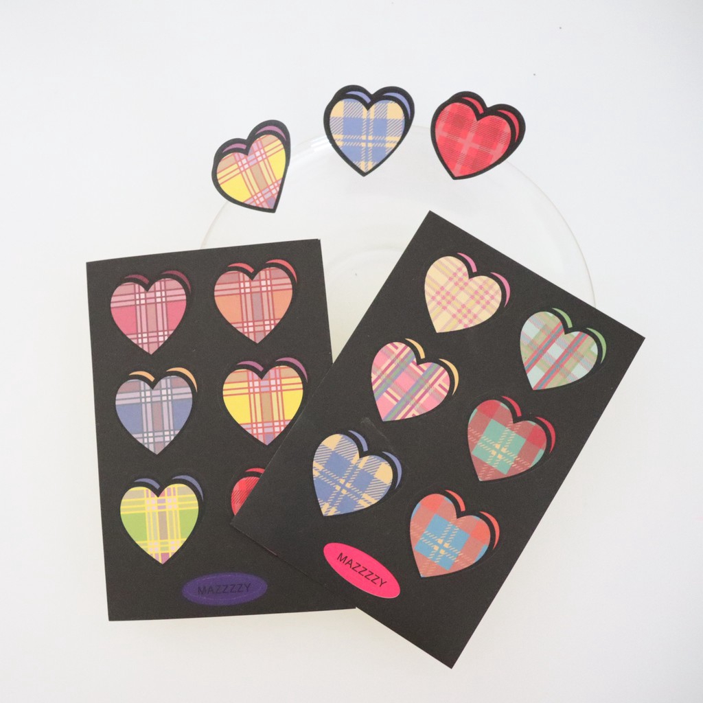 Miếng dán hình trái tim độc đáo cho điện thoại