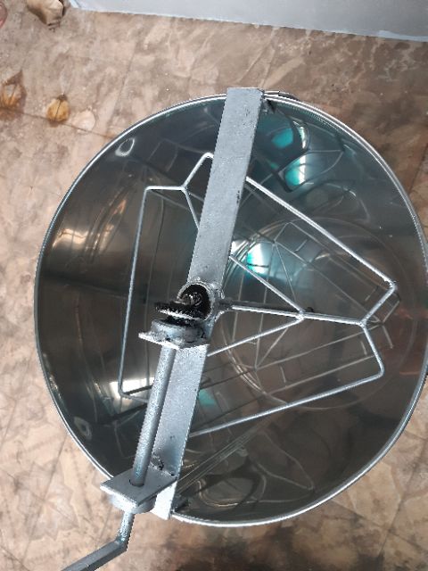 Thùng quay mật 3 cầu ong ngoại cầu 48 inox đẹp