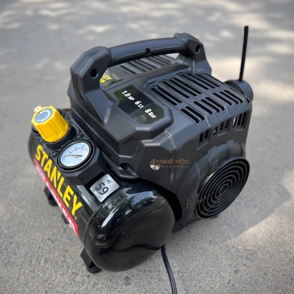Máy nén khí không dầu 6L Stanley DST101/8/6 Fatmax chính hãng