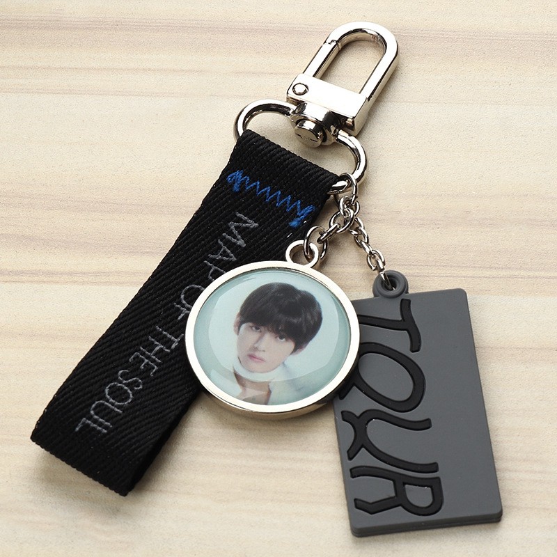 Keyring BTS MOTS7 (Móc khóa BTS)