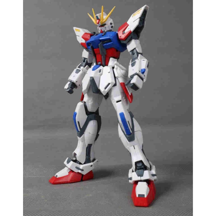 Daban Mô Hình Lắp Ráp Sáng Tạo  mg1 / 100 6632/6647  Kèm Giá Đỡ Kim Loại