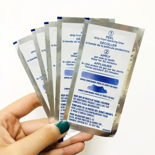 Miếng dán trắng răng CREST 3D WHITESTRIPS