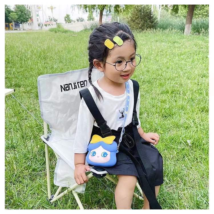 Túi Đeo Vai Đựng Tiền Xu Bằng Silicon Hình Hello Kitty Disney Dễ Thương Cho Bé Gái